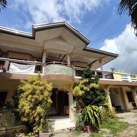 Riverside At Aninuan Accommodation And Food Puerto Galera Extérieur photo