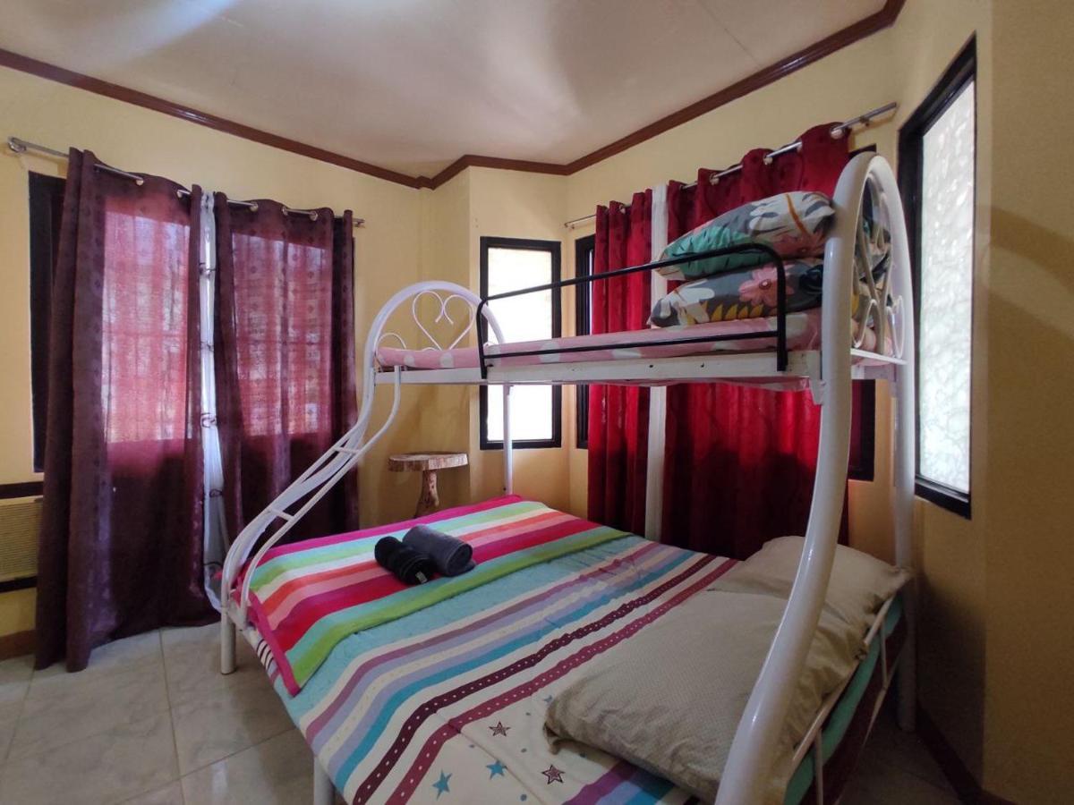 Riverside At Aninuan Accommodation And Food Puerto Galera Extérieur photo